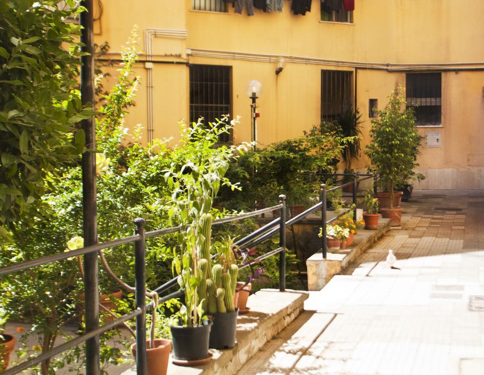 San Lorenzo 42 Rome Exterior photo